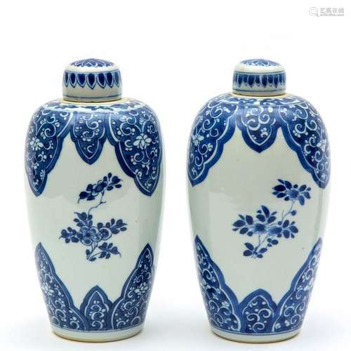 Two blue and white lidded vases Kangxi period, Chi…