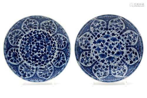 Two blue and white floral plates Kangxi period, Ch…