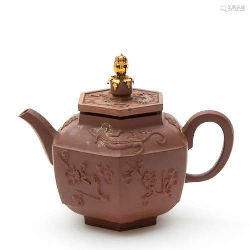 A Yixing brown stoneware Chinese teapot ca. 19th c…