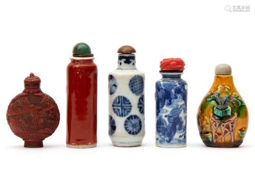 Five Chinese snuff bottles 19/20th. Century, China…