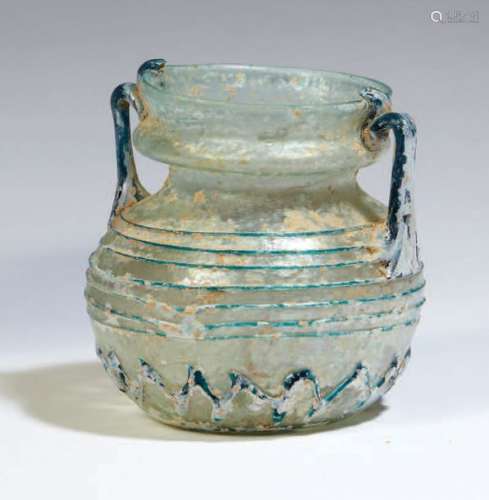 ARYBALLE. Époque Romaine, IVe siècle. Vase à panse…