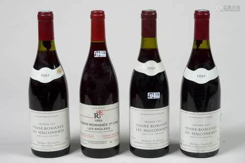 Lot de quatre bouteilles de vin rouge comprenant: …