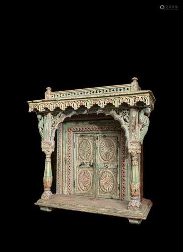 Architecture votive.Indes. Bois polychrome.Circa X…