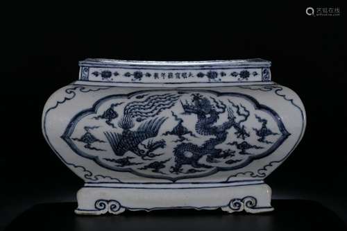 Chinese Blue and White Porcelain Burner,Mark