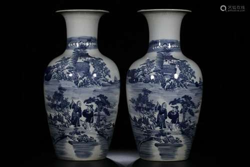 Pair of Chinese Blue and White Porcelain Vase