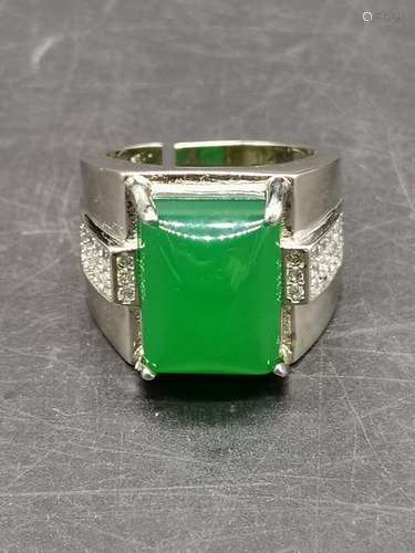 Chinese Silver Ring w Green Stone