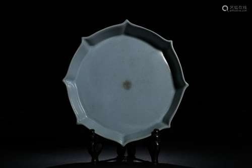 Chinese Ru Ware Porcelain Plate