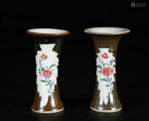Qing Dynasity,  A Pair of Brown Glazed Vases