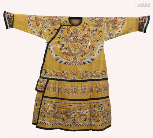 CHINESE EMBROIDERY YELLOW DRAGON IMPERIAL ROBE
