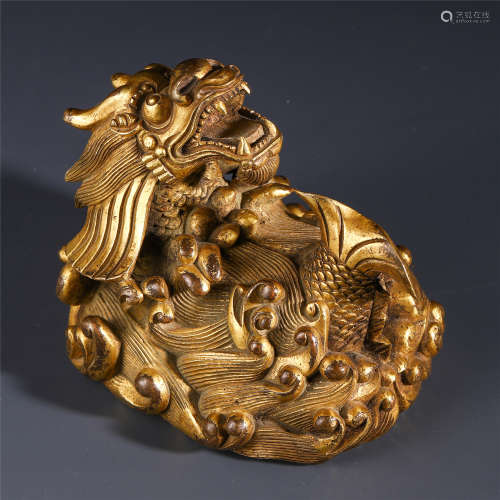 CHINESE GILT BRONZE COUCHING BEAST TABLE ITEM