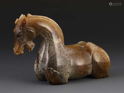 CHINESE NEPHRITE JADE HORSE TABLE ITEM