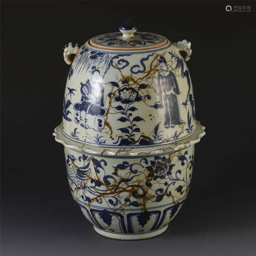 CHINESE PORCELAIN BLUE AND WHITE FIGURES AND FLOWER LIDDED JAR