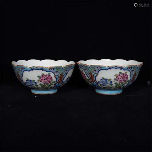 A Pair of Chinese Enamel Glazed Porcelain Bowls