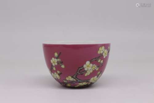 A Chinese Red Ground Enamel Glazed Porcelain Cup
