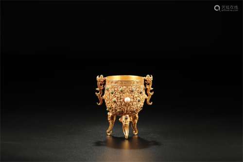 A Chinese Gilt Silver Cup with Inlaid