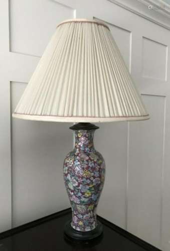 Chinese Porcelain Vase Mount Table Lamp