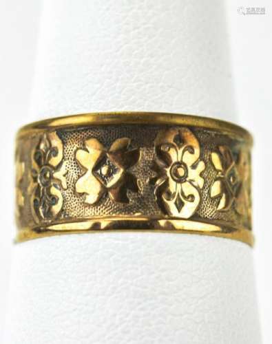 Antique 19th C Victorian 10kt Gold Band Ring