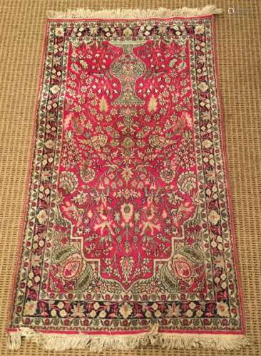 Oriental Persian Tabriz Style Throw Rug / Carpet