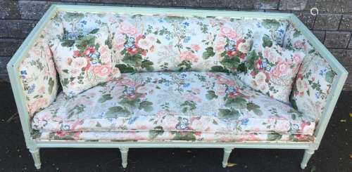 Shabby Chic Floral Upholstered Settee / Love Seat