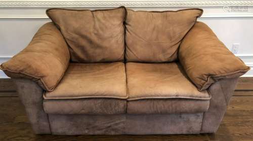 Distressed Leather Rustic Style Love Seat