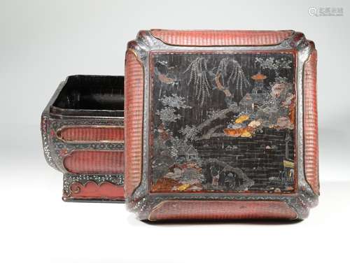 RARE EARLY SQUARE LACQUER BOX