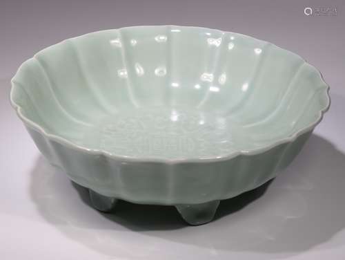 CELADON LOTUS BOWL