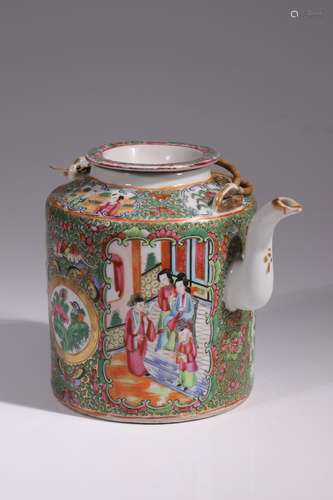 FAMILLE ROSE TEA POT