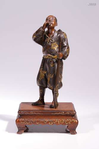 EXTREMLY FINE BRONZE  IN FORM OF A DUCK HUNTER WITH FLUTE