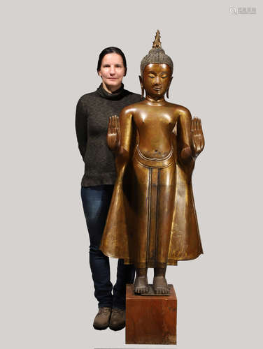 LARGE STANDING BUDDHA