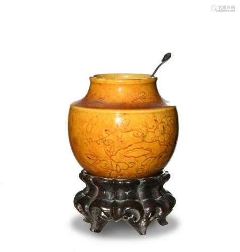 Chinese Yellow Glazed Water Coupe, 18-19th Century