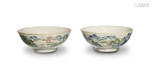 Pair of Small Famille Rose Bowls, 19th Century