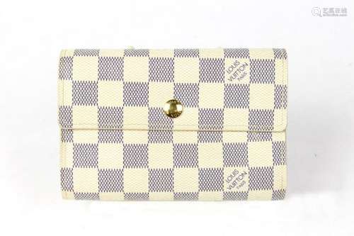 Louis Vuitton Alexandra wallet