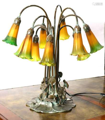 Tiffany style lily table lamp