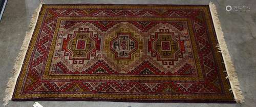 Agra Kazak carpet