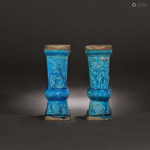Two Fahua ceramic vessels, turquoise glaze, decora…