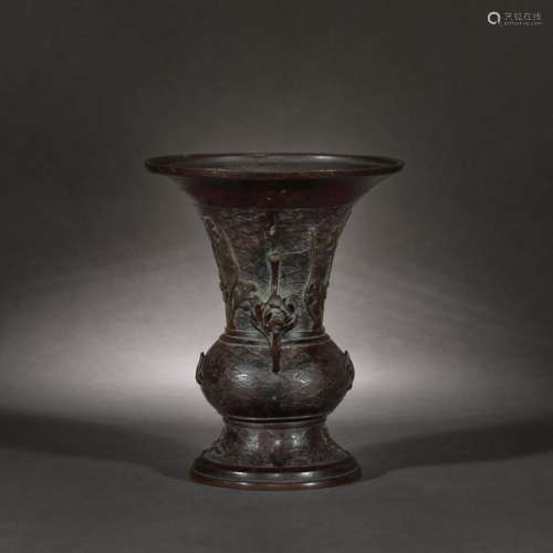 Rare patinated bronze Gu vessel with chrysanthemum…