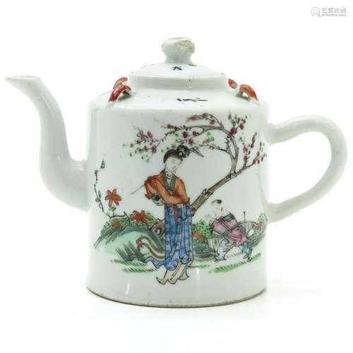 A Chinese Qianjiang Teapot