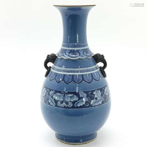 A Chinese Blue Glaze Vase