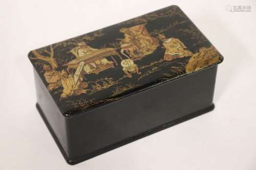Boîte rectangulaire en carton laqué noir et or don…