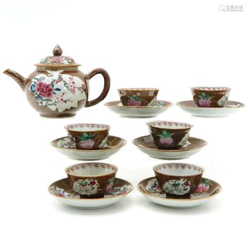 A Chinese Batavian Ware Tea Service