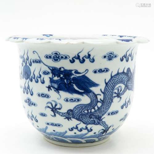 A Chinese Blue and White Cache Pot