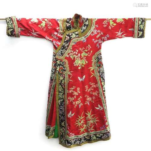 A Chinese Silk Embroidered Robe