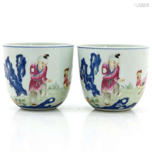 A Pair of Famille Rose Cockerel Cups