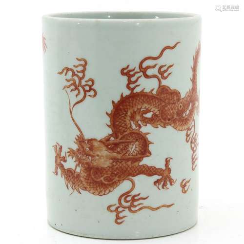 A Chinese Iron Red Decor Brush Pot