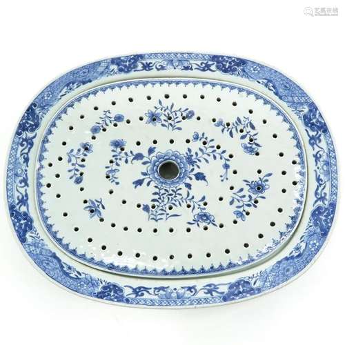 A Blue and White Strainer with Tray