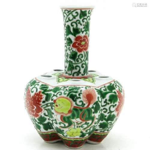 A Chinese Famille Verte Tulip Vase