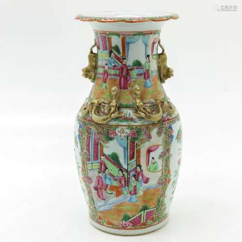 A Chinese Cantonese Vase