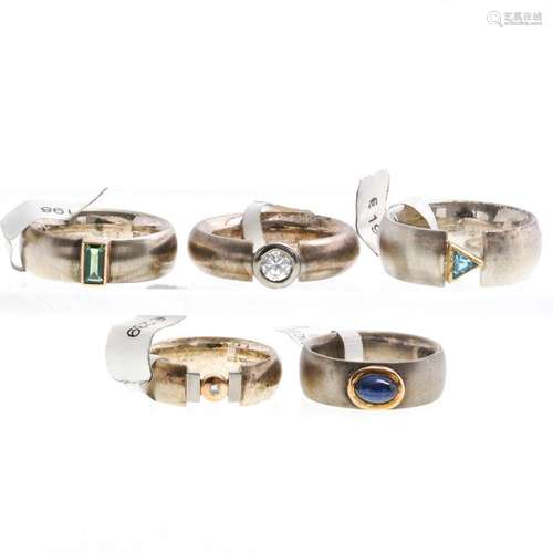 A Collection of Five Ladies Rings