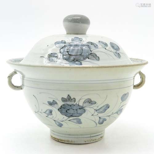 A Japanese Arita Chamber Pot