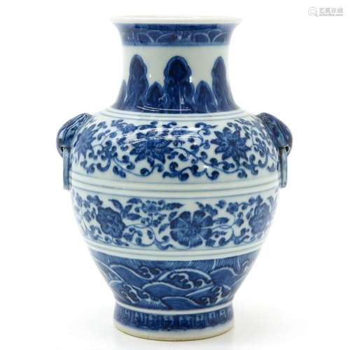 A Chinese Blue and White Decor Hu Vase